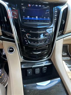 كاديلاك اسكاليد